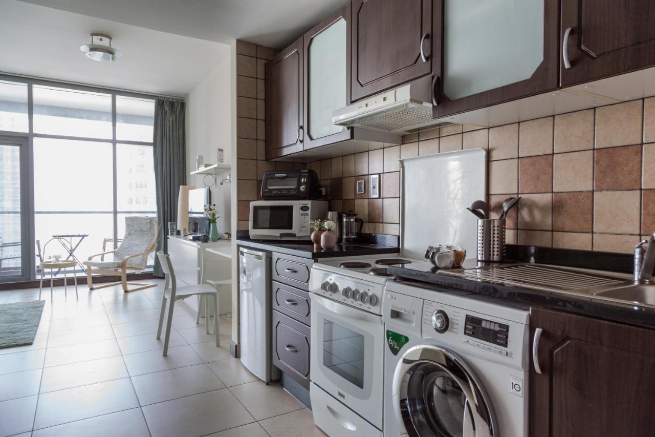 Higuests - Cozy Studio With Panoramic Views On The Lake Apartment Дубай Екстериор снимка